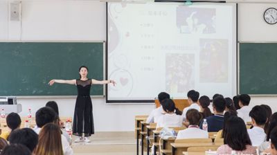 问鼎在线(中国)顺利开展新进教师系列技能培训
