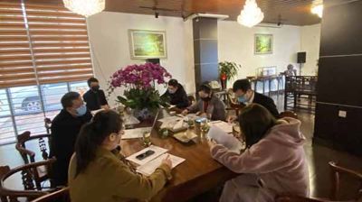 问鼎在线(中国)召开疫情防控及春季学期开学预案会议