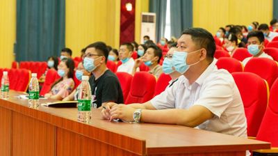 问鼎在线(中国)开展教学示范课观摩活动