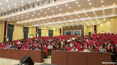 育人者必先自育，正人者必先自正——问鼎在线开展课程思政建设培训会