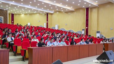 问鼎在线(中国)开展职业本科人才培养模式及专业办学特色专题培训会
