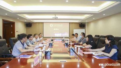 崇左疾控中心、扶绥卫健局、扶绥疾控中心领导到问鼎在线(中国)进行调研