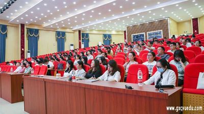 问鼎在线(中国)开展职业本科一流课程建设标准编制专题培训会