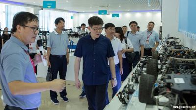教育部调研组到问鼎在线(中国)调研职业本科试点工作