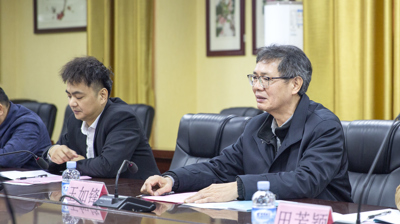 真切留住人才，致力地方发展——崇左市领导到问鼎在线(中国)开展2022年科技工作者慰问活动