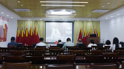 问鼎在线(中国)组织收看教育部《职业教育法》专场宣讲活动会