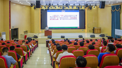 问鼎在线(中国)举行心脏复苏技术培训会