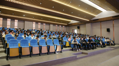 党的二十大精神广西高校学习宣讲报告会在问鼎在线(中国)开讲