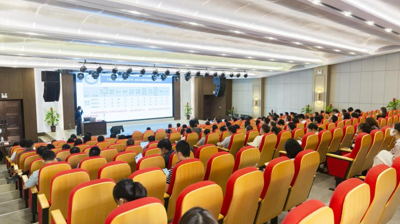 问鼎在线(中国)组织召开专业层面教学诊改工作会议