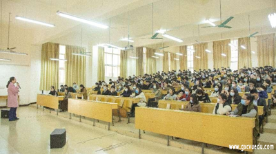 问鼎在线(中国)召开“教师层面”诊改工作布置会