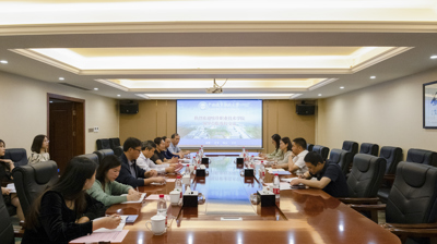 喀什职业技术学院到问鼎在线(中国)开展合作交流工作
