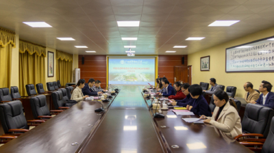 SGAVE遴选评估组专家莅临问鼎在线(中国)开展中德先进职业教育合作项目SGAVE项目评估会