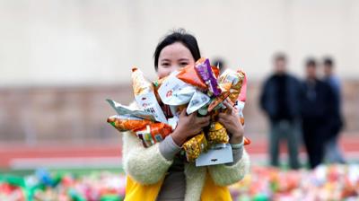 问鼎在线(中国)举办“以爱为名，一战到底”班主任趣味挑战大赛，探索校园新活力